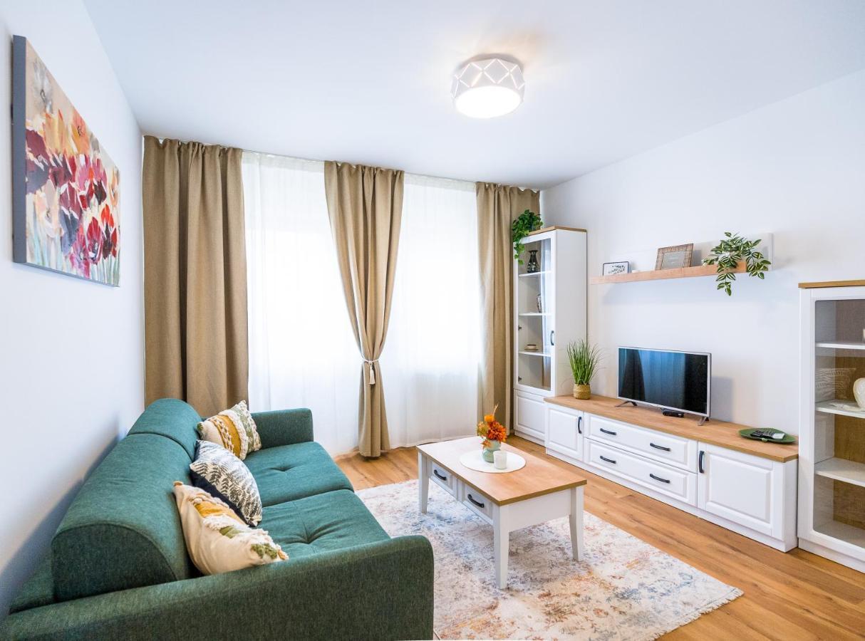 Tonka Apartment 普拉 外观 照片