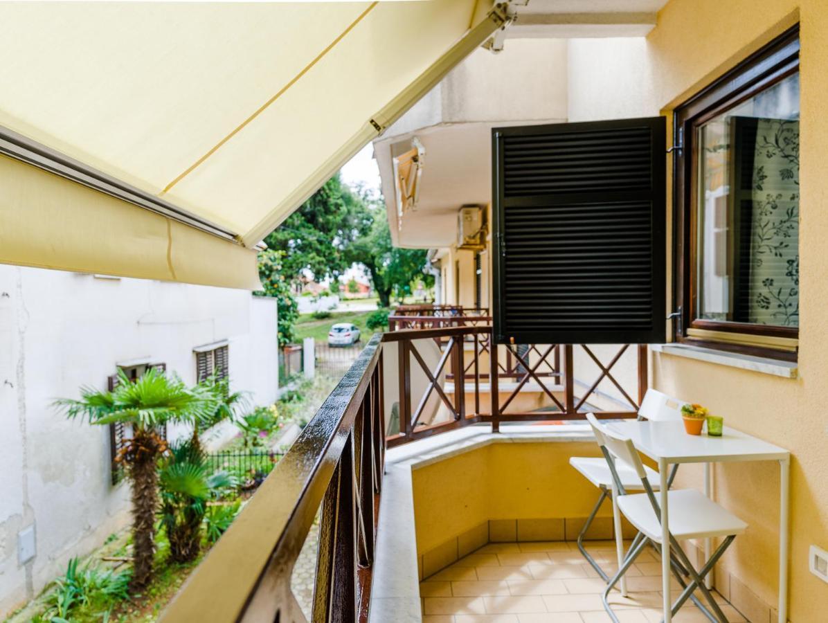 Tonka Apartment 普拉 外观 照片